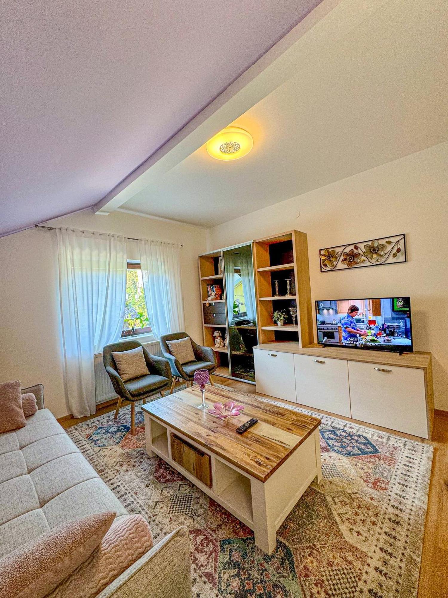 Apartman Mibel ซาเกร็บ ภายนอก รูปภาพ