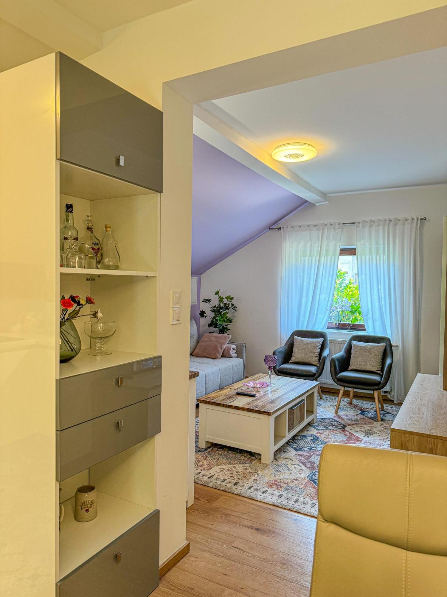 Apartman Mibel ซาเกร็บ ภายนอก รูปภาพ