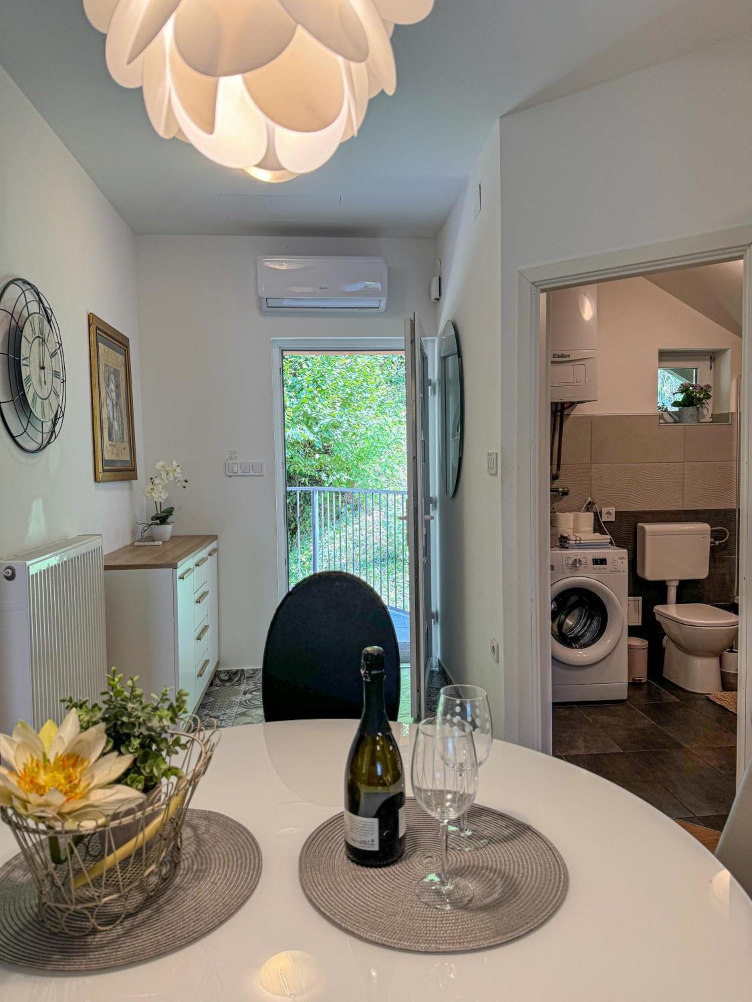 Apartman Mibel ซาเกร็บ ภายนอก รูปภาพ